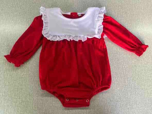 Extras Red Bubble with White Ruffle Collar